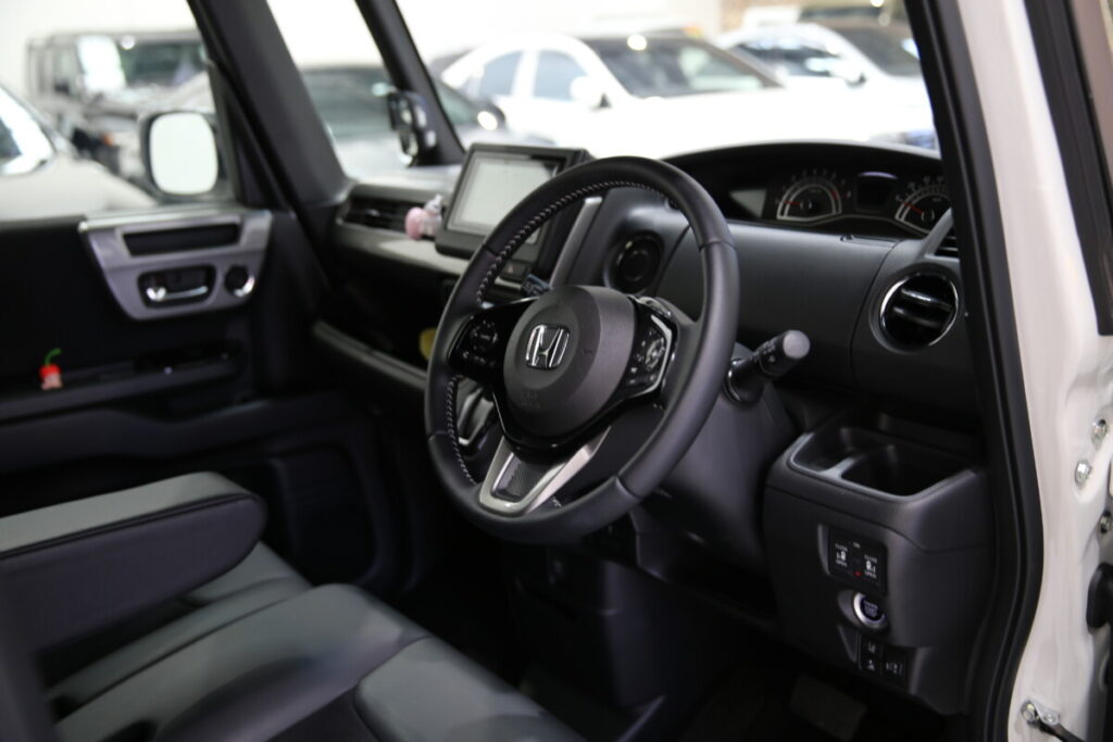 2022 Honda N-BOX 4WD