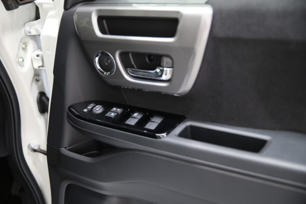 2022 Honda N-BOX 4WD