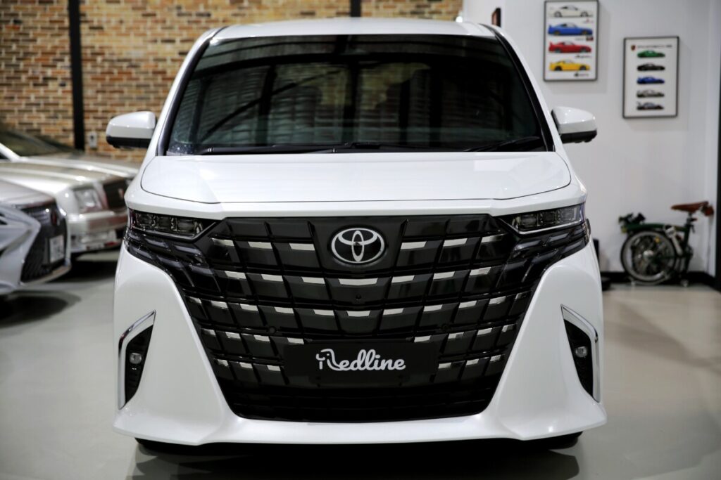 2023 Toyota Alphard 2.5L Hybrid