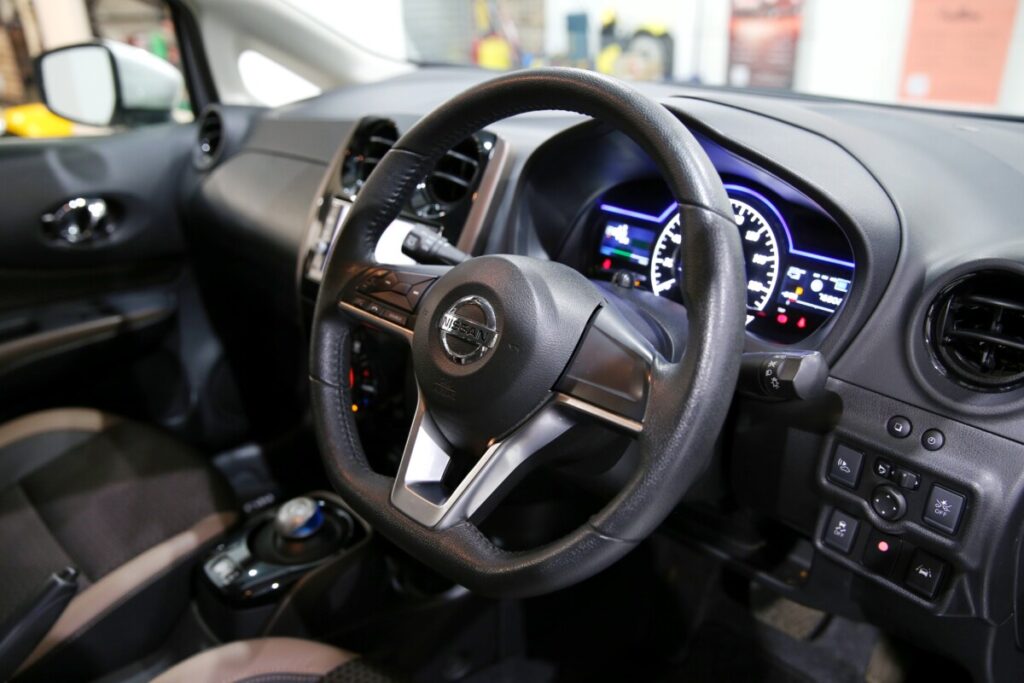 2017 Nissan Note E-Power Medalist