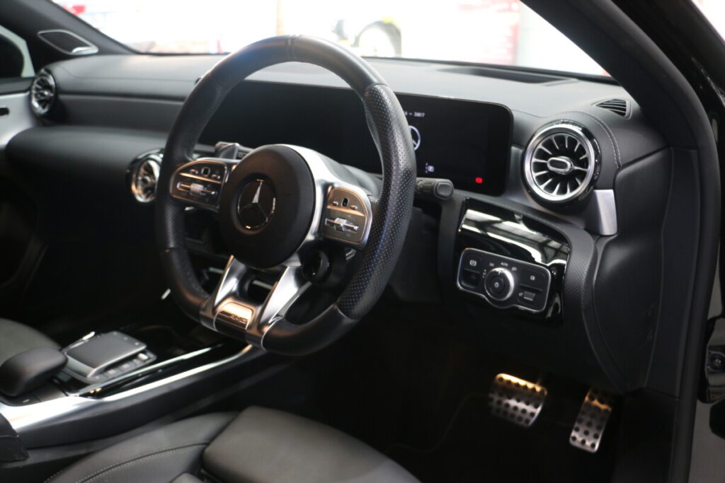 2021 Mercedes-Benz A35 AMG