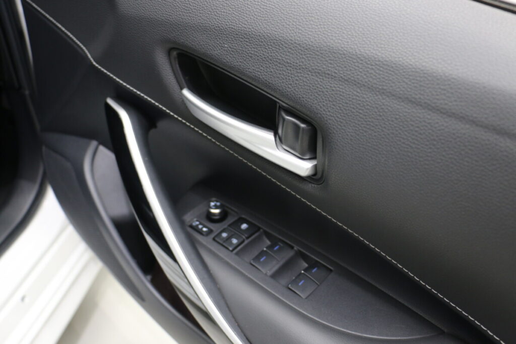 2018 Toyota Corolla ZR Hybrid