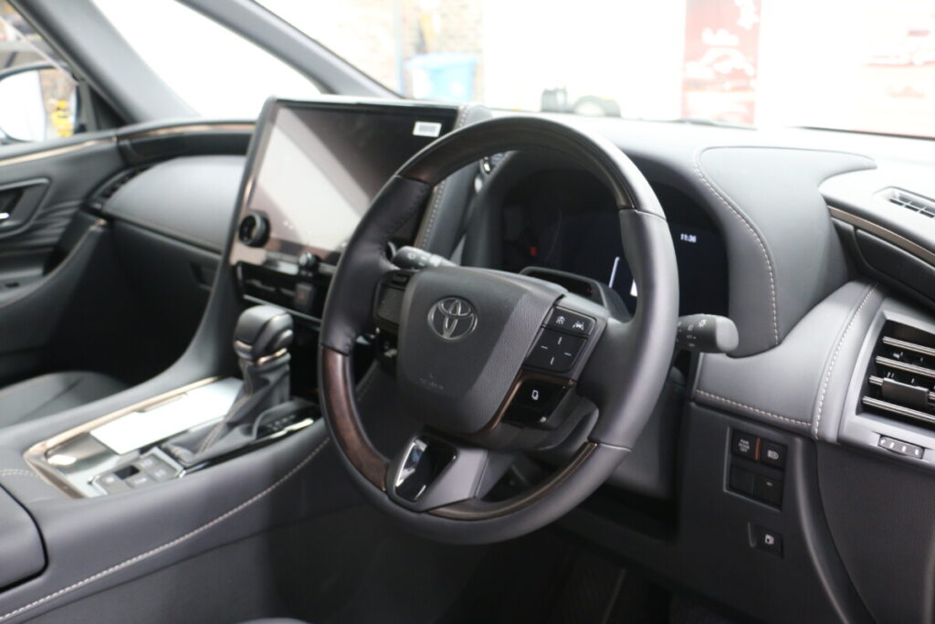 2024 Toyota Alphard 2.5L Z Premier AWD