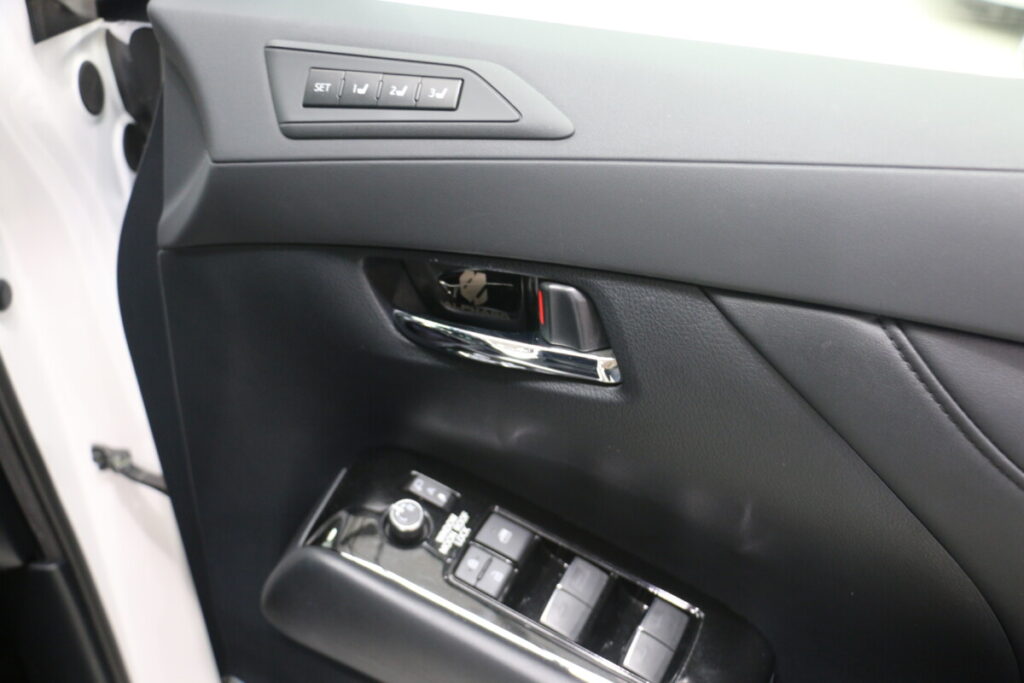 2022 Toyota Alphard 2.5L Hybrid AWD Executive Lounge S