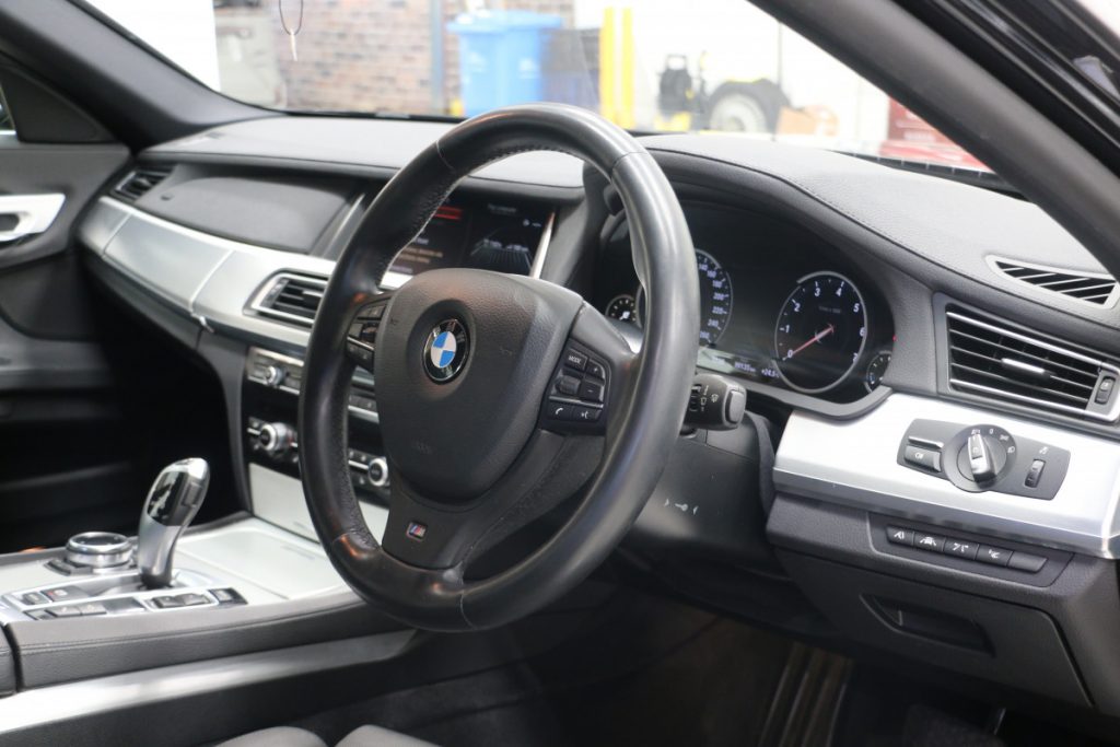 2014 BMW 740i M Sport
