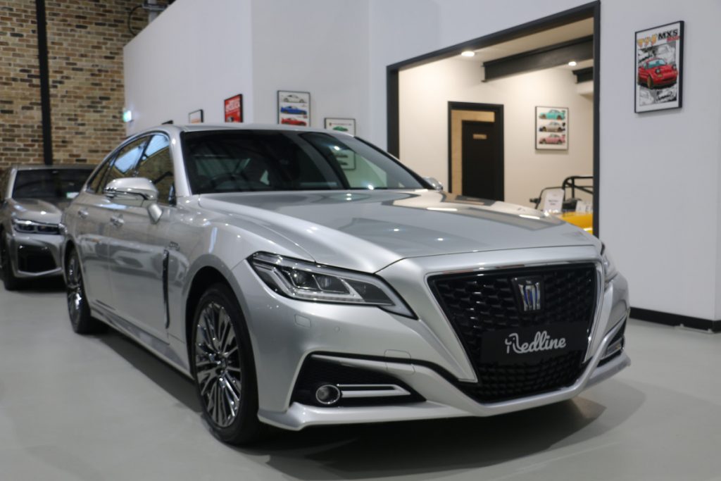 2018 Toyota Crown G Executive V6 Hybrid