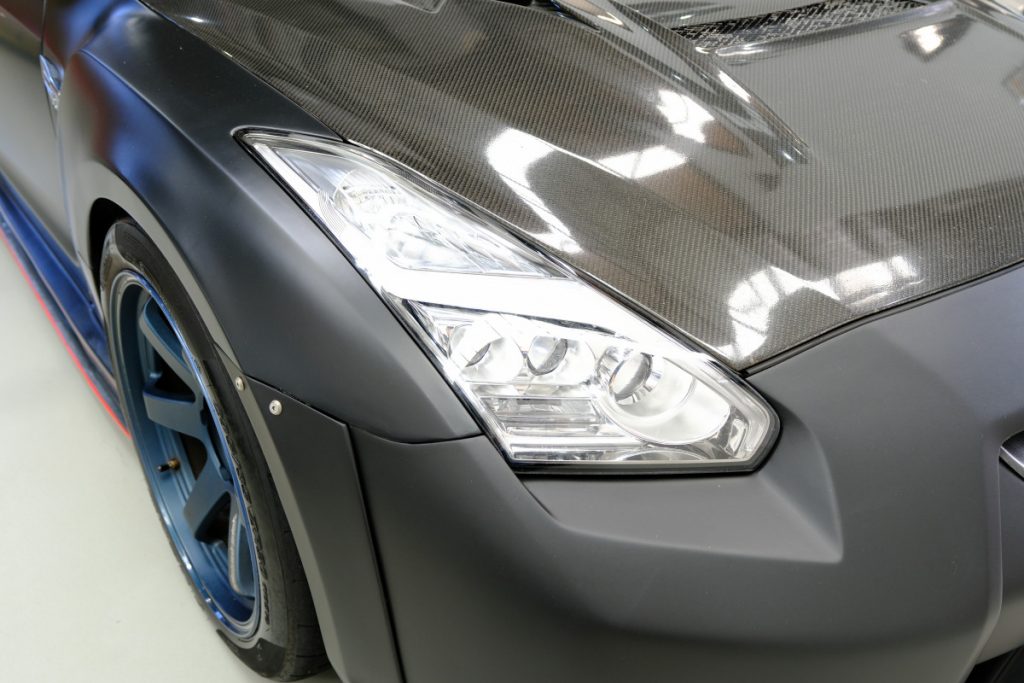 2008 Nissan GTR35 Varis Wide-Body