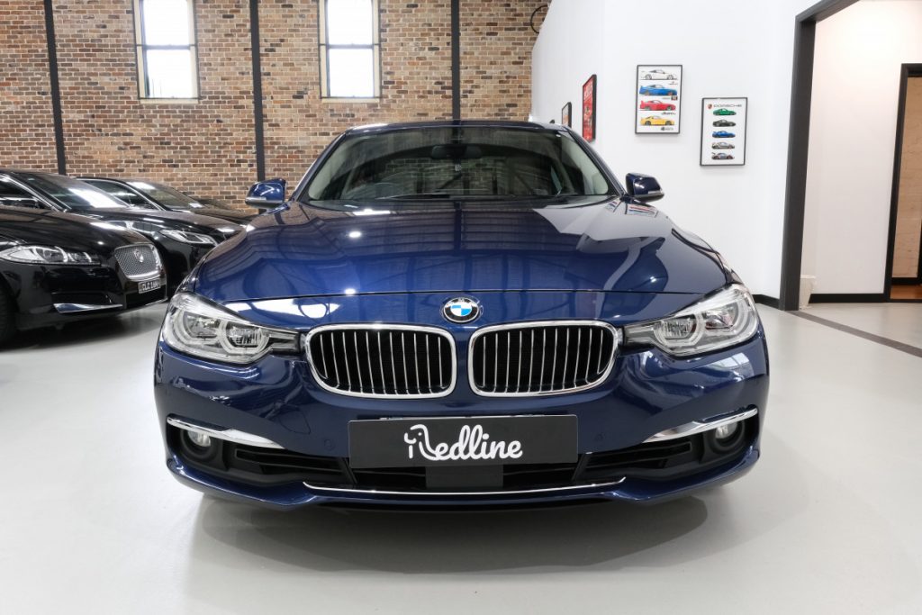 2017 BMW 330i Luxury Line