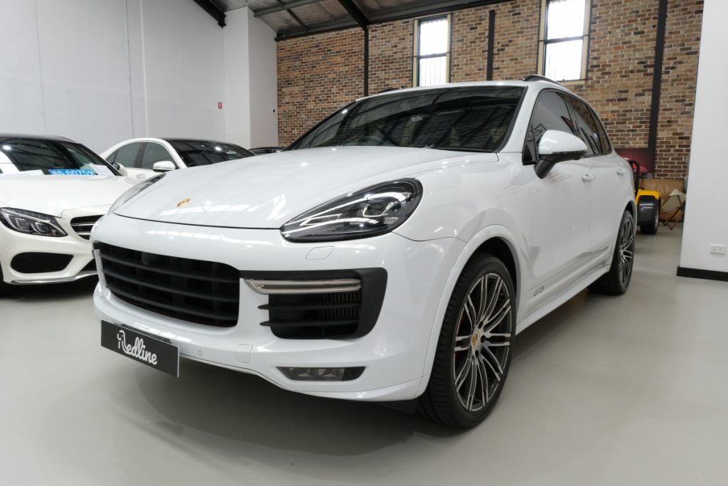 2016 Porsche Cayenne GTS