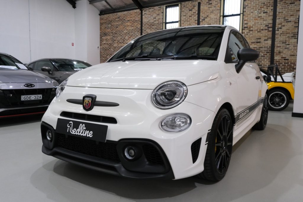 2023 Abarth 695 Competizione