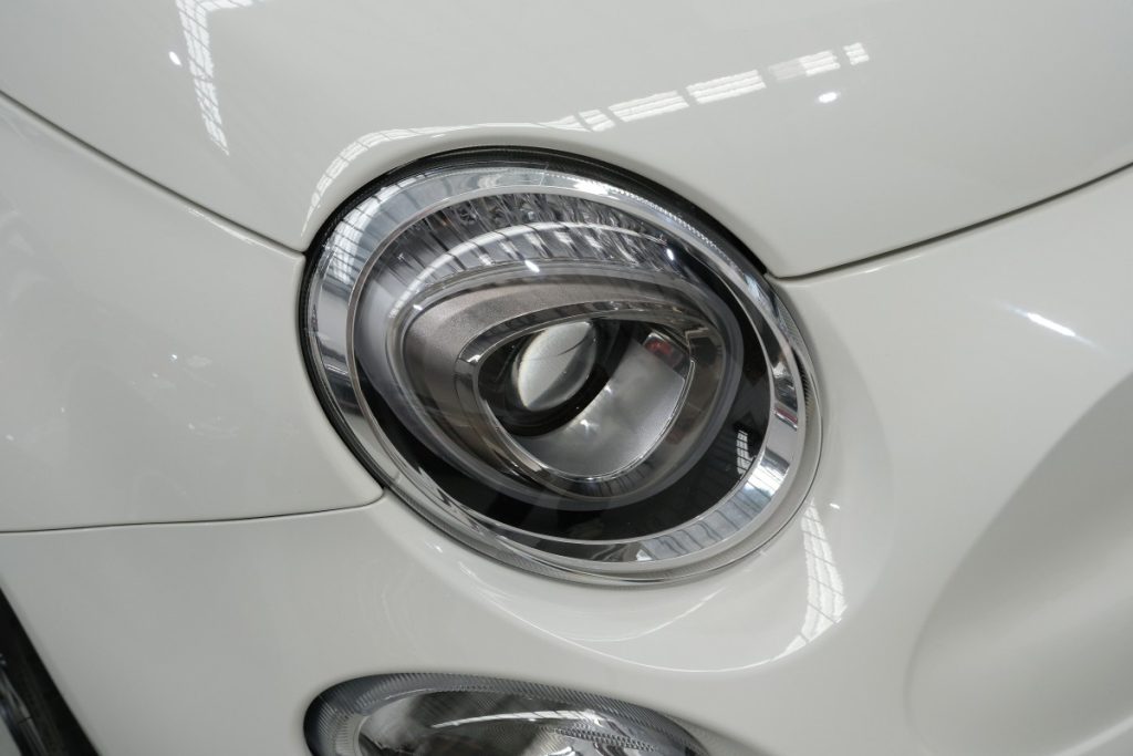 2023 Abarth 695 Competizione
